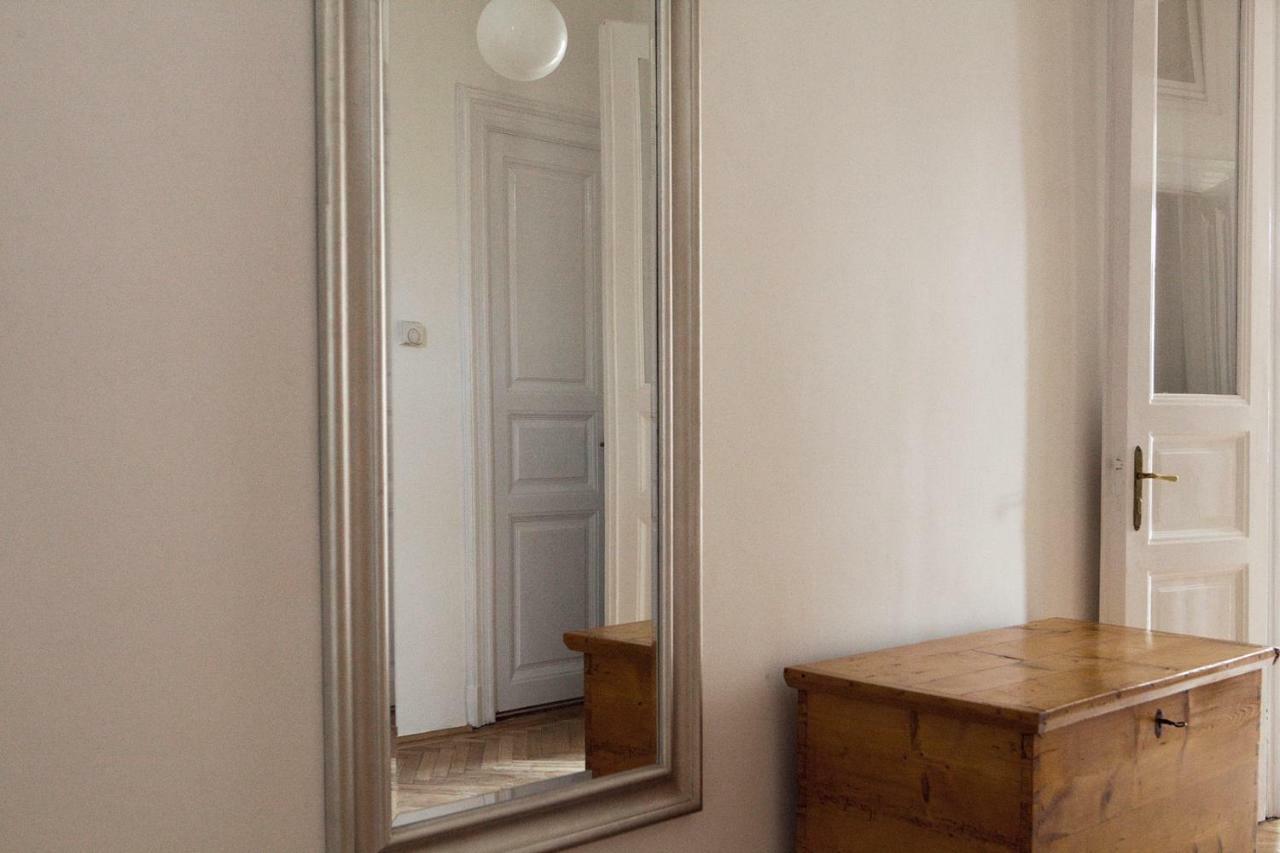 Grand Budapest Apartment Экстерьер фото